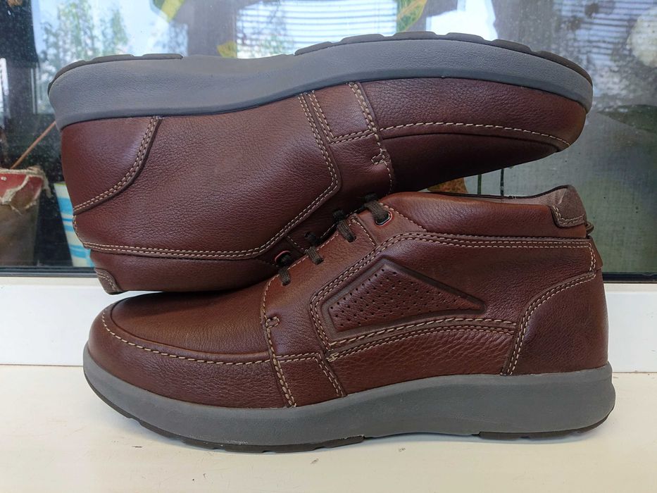 Очень  легкие и удобные   ботинки " CLARKS ® Unstructured " ОРИГИНАЛ 45 р.