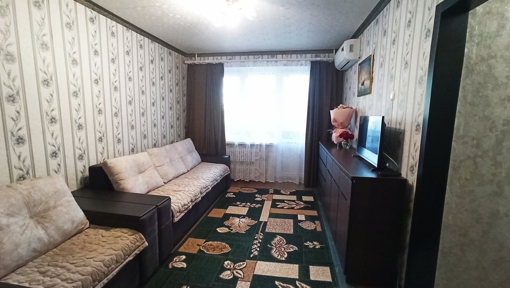 Продам 2-к. квартиру в районе "Трейд-парка"