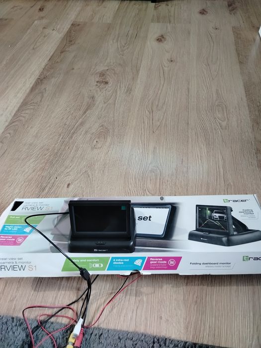 Zestaw cofania z monitorem tracker rview