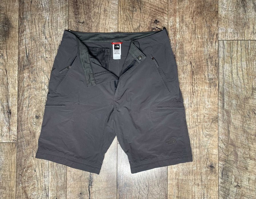 Шорти The North Face