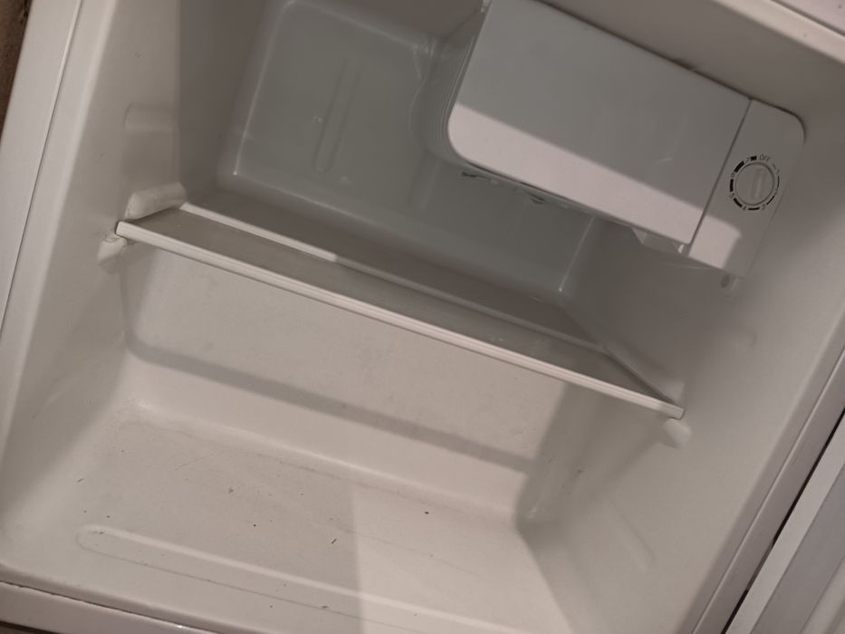 Mała lodówka + mikrofala