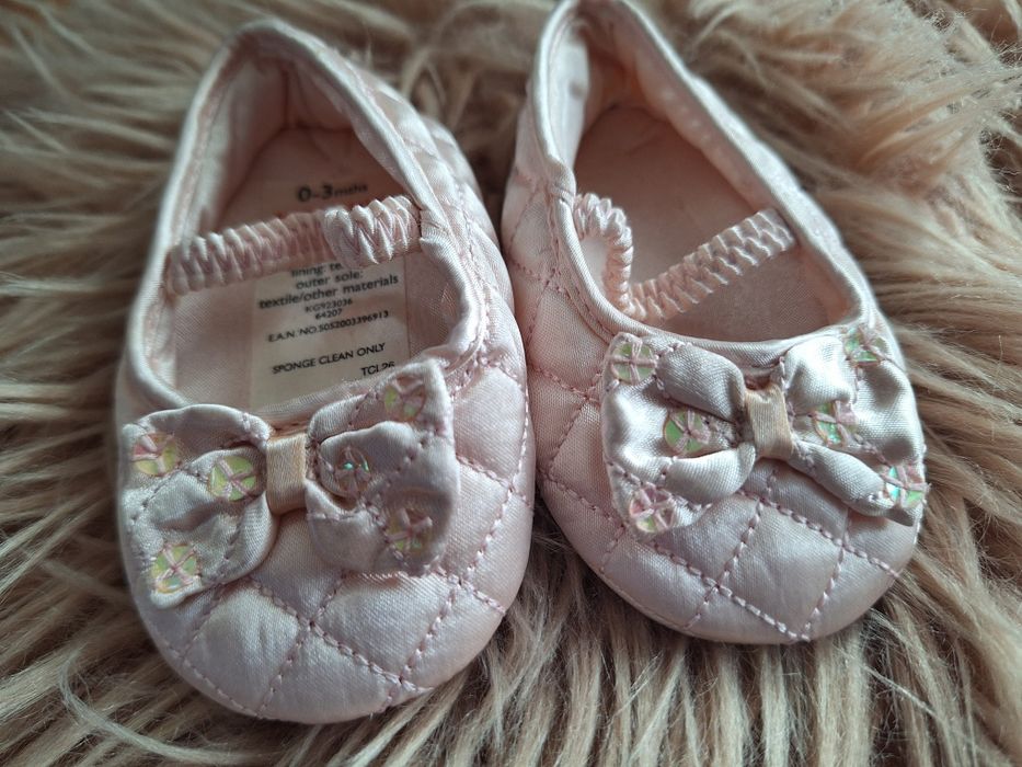 Buciki niemowlęce niechodki