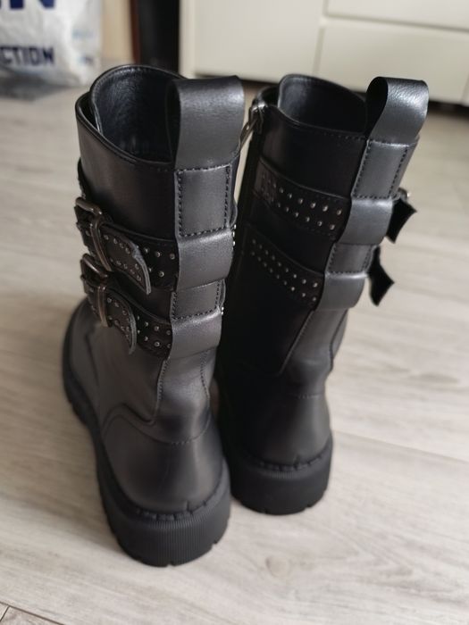 Kozaki czarne Medicine 40 walkery z pinami botki ocieplane na zimę