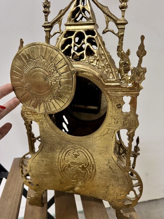 Relógio em bronze - Antiguidade