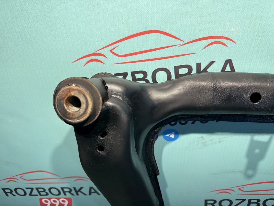 Підрамник передній Nissan Rogue X trail T32 подрамник Рог Т32