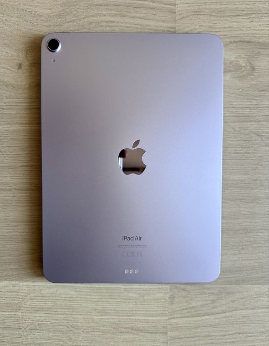iPad Air 11 M2 128GB | Jak nowy | 8 cykli baterii | Etui Apple | 2025