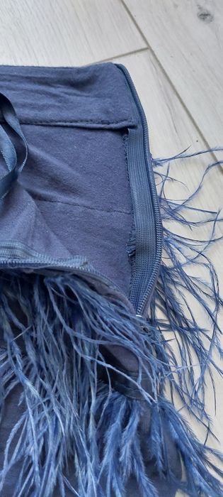 Mini krótka spódniczka spódnica xs xxs z piórami bershka