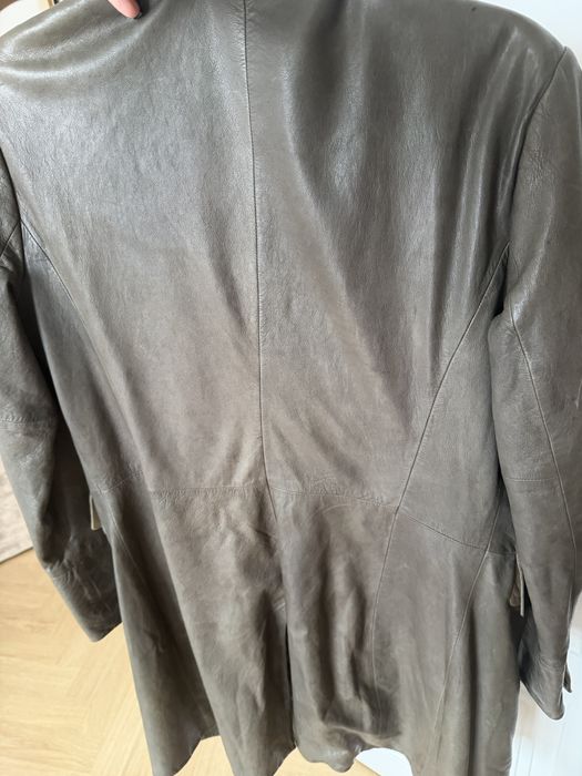 Продам кожаний плащ Armani розмір М