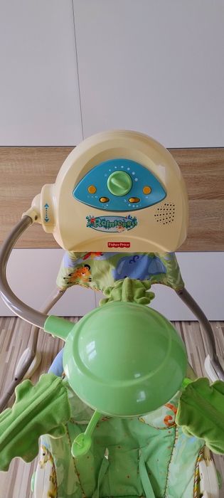 Huśtawka bujak Fisher-Price na baterie