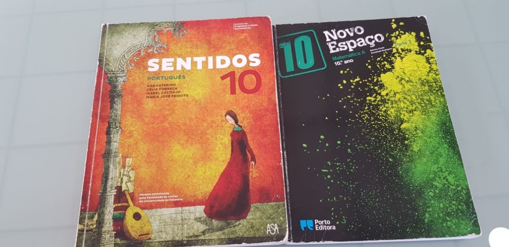 Manuais Matematica /Portugues 10º ano