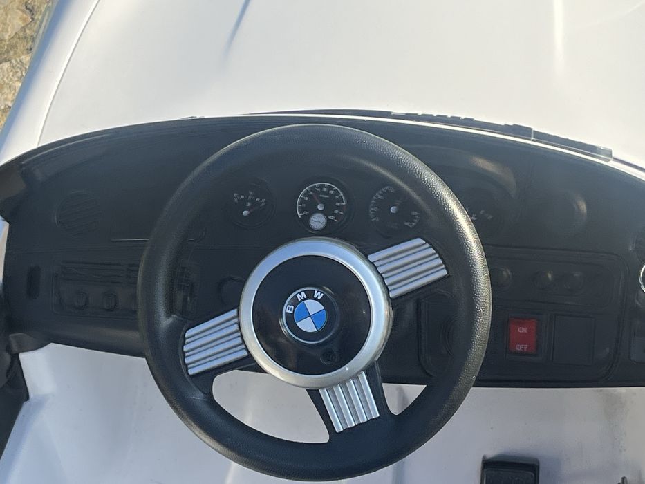 Carro eletrico de criança BMW branco