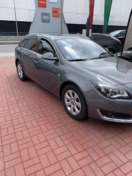 Opel Insignia Sports Tourer — fotografia 2