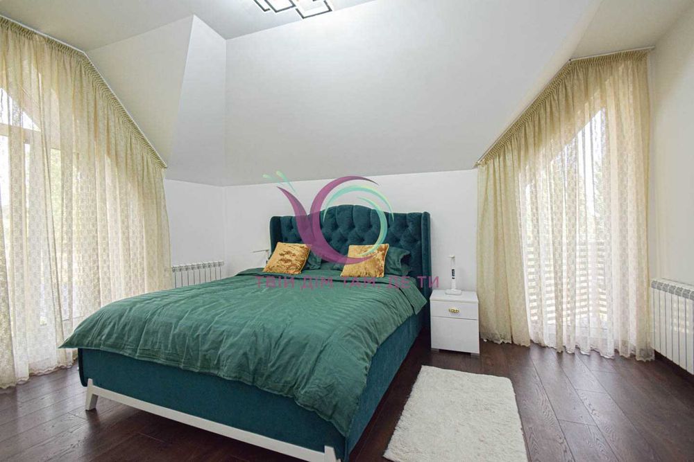 5-к. будинок 176 м2 з власним подвір’ям за вул. Гузара