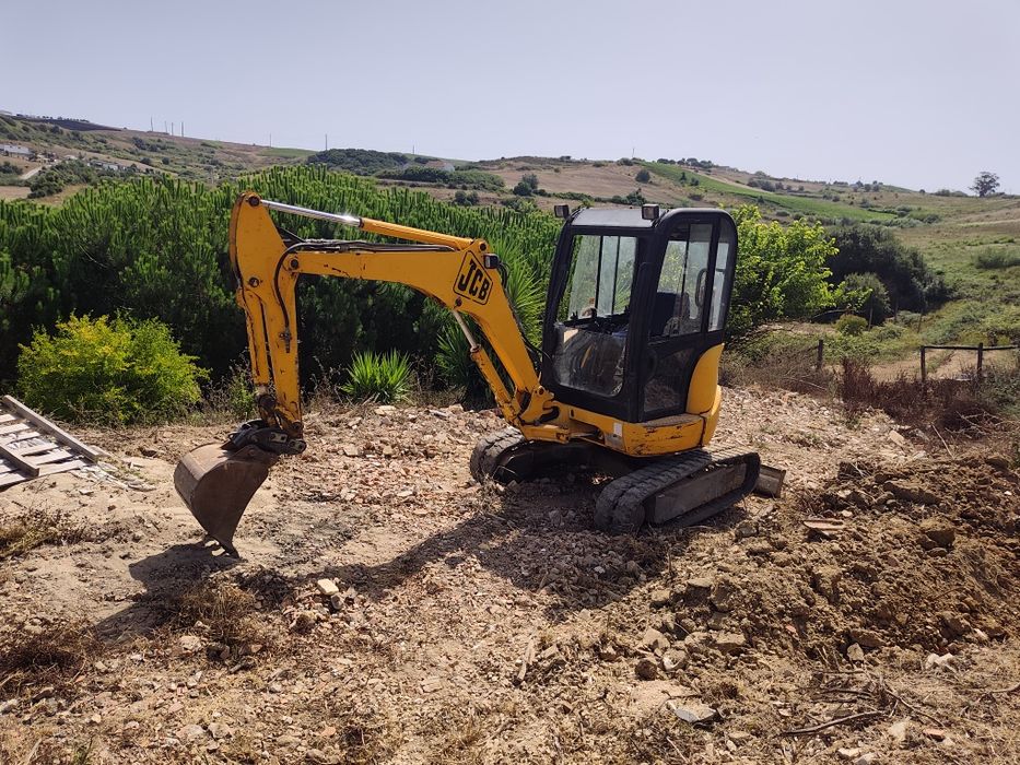 Mini giratória JCB 3 tn