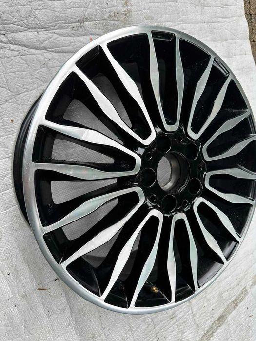 Mercedes V Klasa W447 Pojedyncza Felga 18