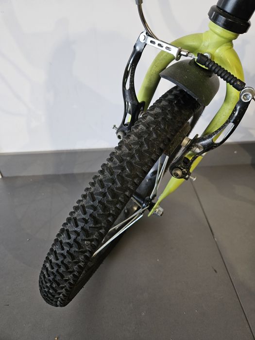 Bicicleta BTWIN  Dark Hero 16