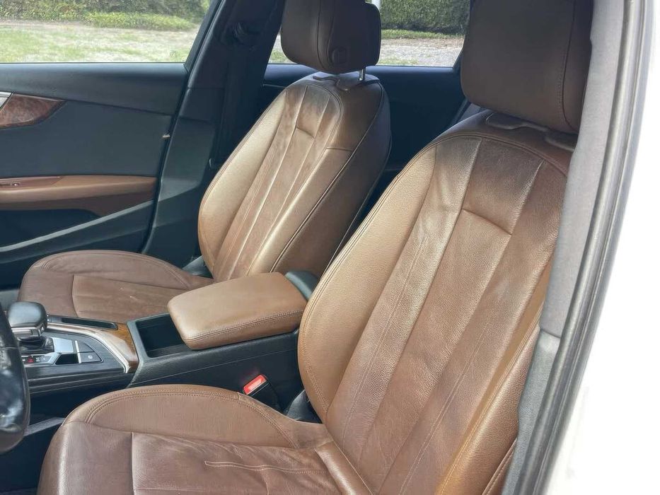 Audi A4 Premium      2017