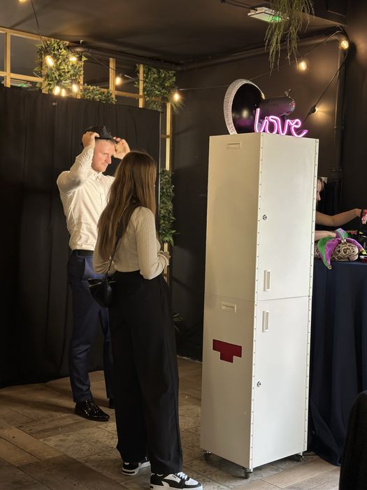 Fotobudka360, iskry, miny, ciężki dym, pierwszy taniec, księga gości