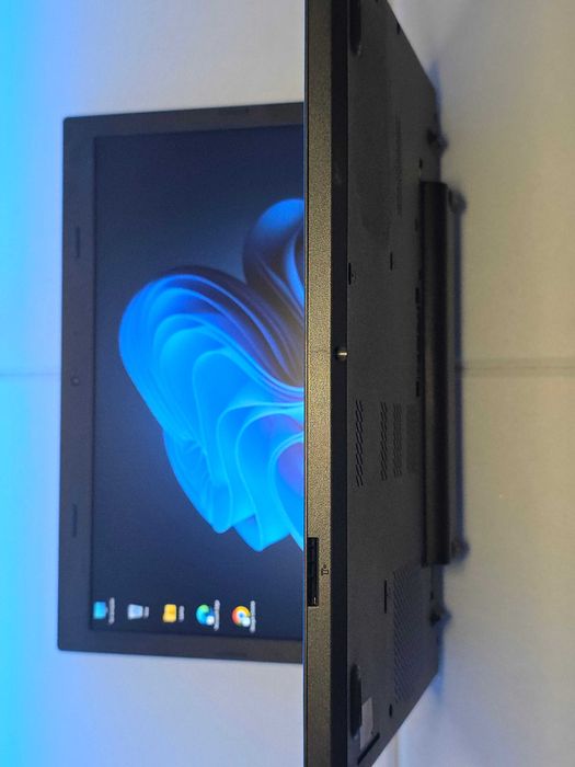 LENOVO THINKPAD L470 i3-6006U/8GB/240GB SSD/Win11 Pro +stacja dokująca