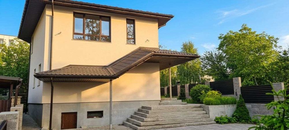 Від господаря. Новий сучасний будинок 200 м2 у самому центрі Ірпеня. Ділянка 6 соток