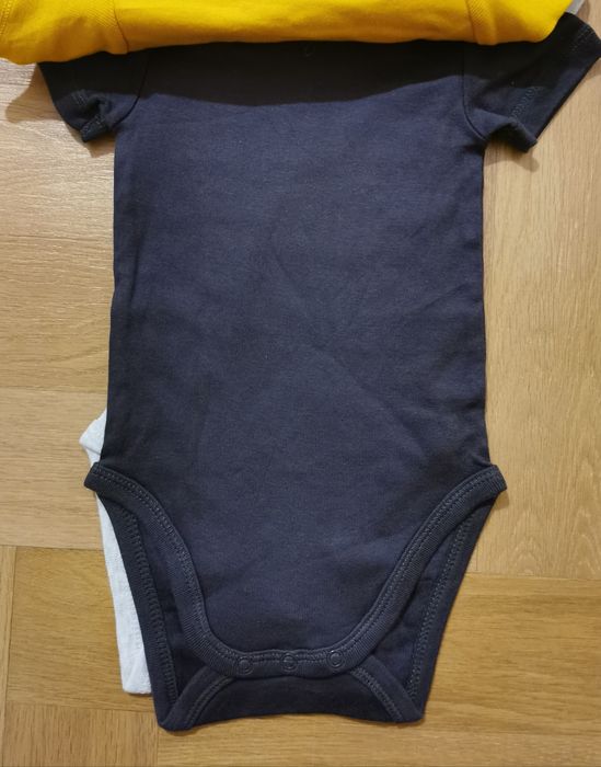 NOWE body na krótki rękaw Tex r. 68 (6 miesięcy), 3 sztuki