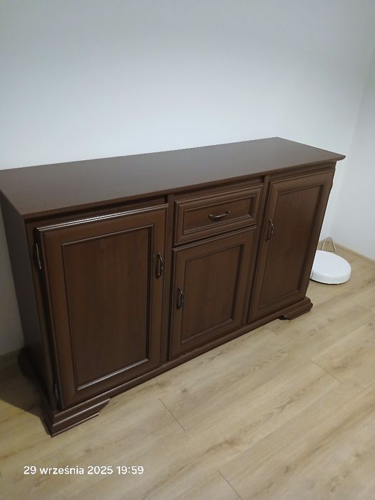 Sprzedam komodę i narożnik