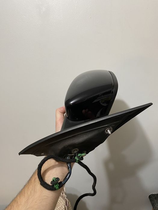 Дзеркало праве passat b7