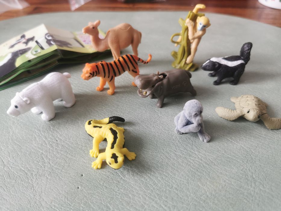 Figurki zwierzatka Kinder niespodzianka