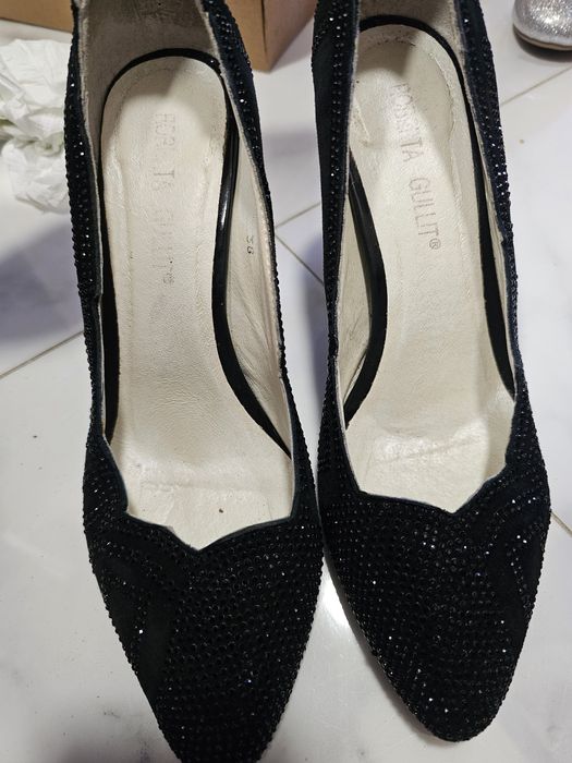 Туфлі жіночі на каблучку