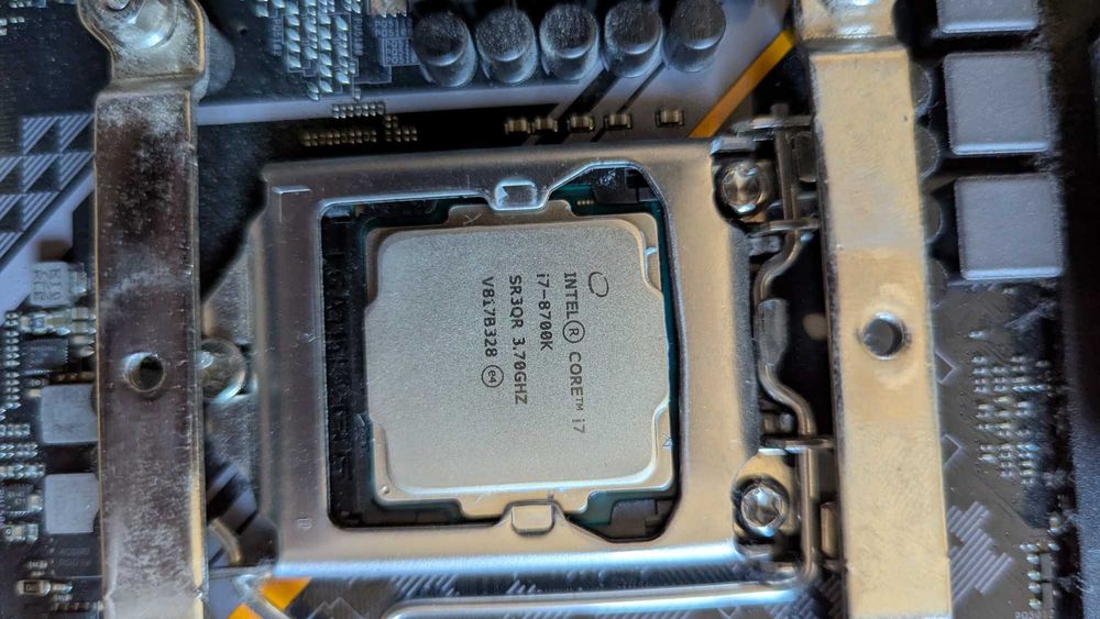 Procesor Intel Core i7-8700K