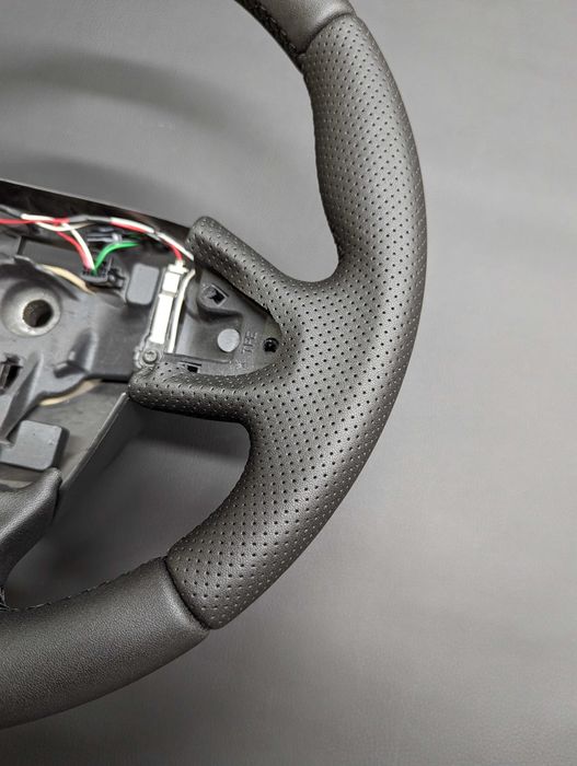 Kierownica Renault Megane 3  świeżo obszyta