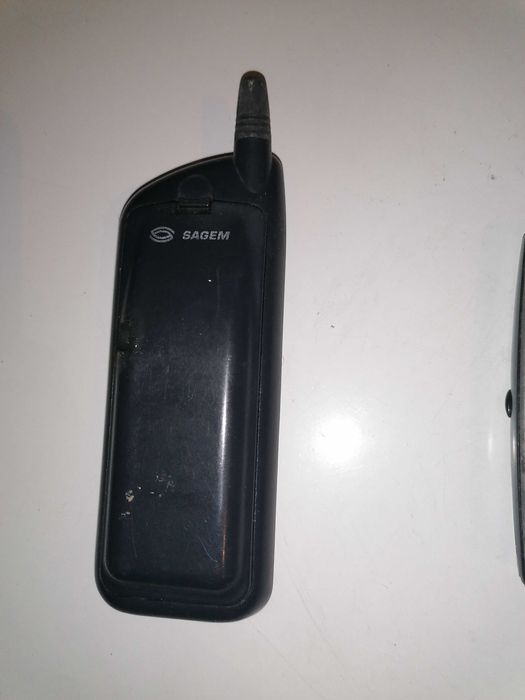 4 telemoveis antigos