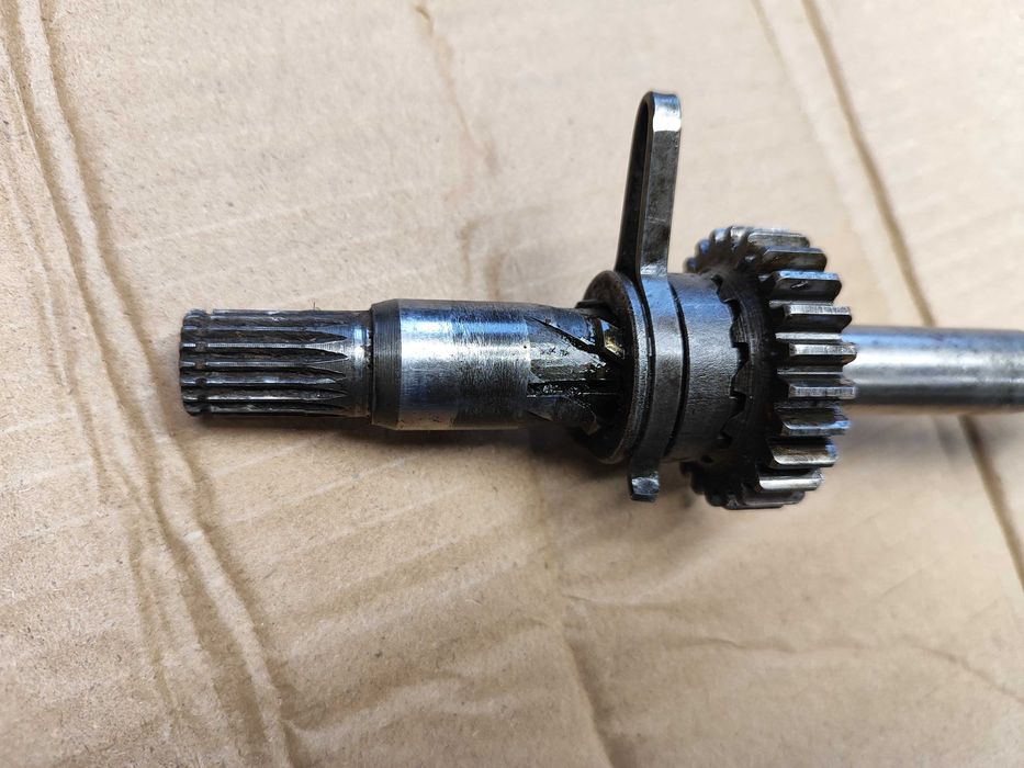 wałek kopnika rozruch romet ogar 205 komar motorynka sprężyna kopki