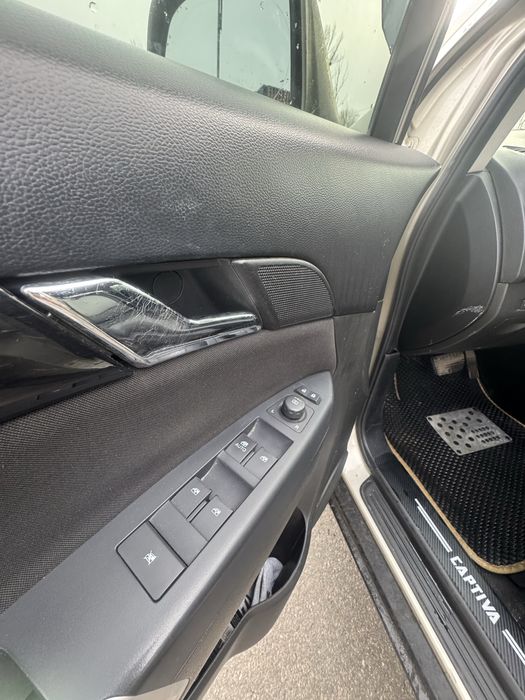 Chevrolet Captiva 2013 рік