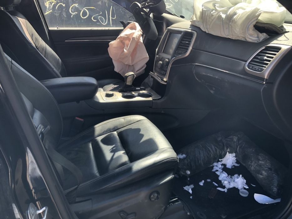 Разборка запчасти jeep grand cherokee WK2