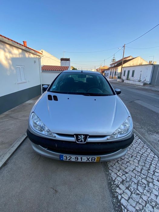 Peugeout 206, Gasolina de 2004