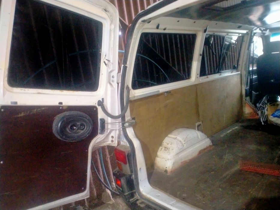 Volkswagen Transporter 4