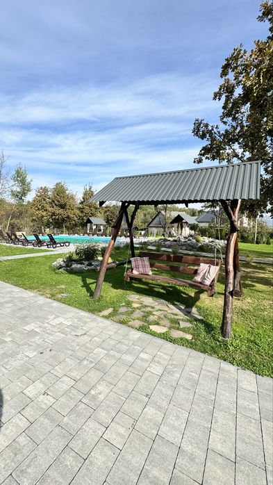 Кімнати подобово Велятино, Теплі води