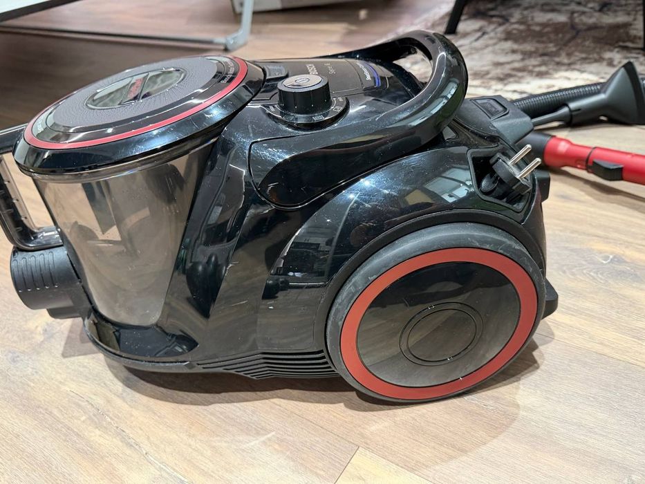 Пылесос  Bosch BGS41POW2