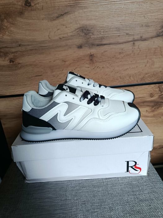 Buty damskie czarno białe