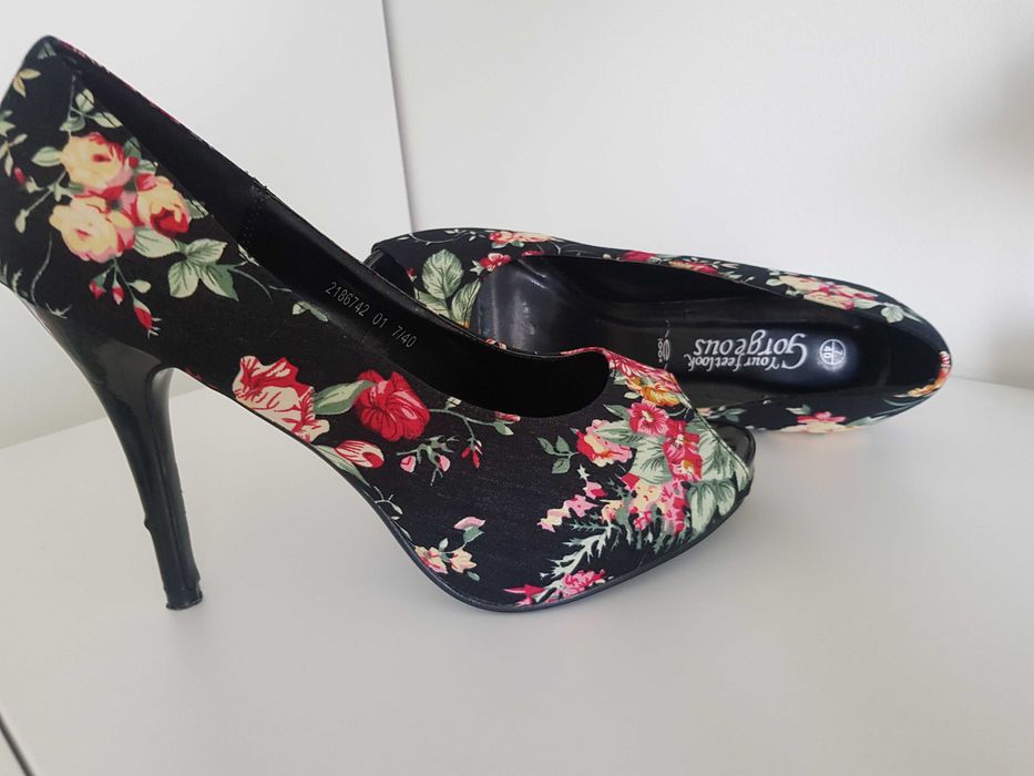 imprezowe szpilki w kwiaty  rozmiar 40 (7) New Look
