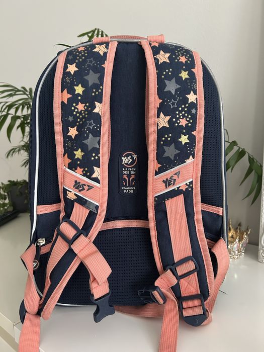 Шкільний рюкзак, ортопедична напівкаркасна спинка