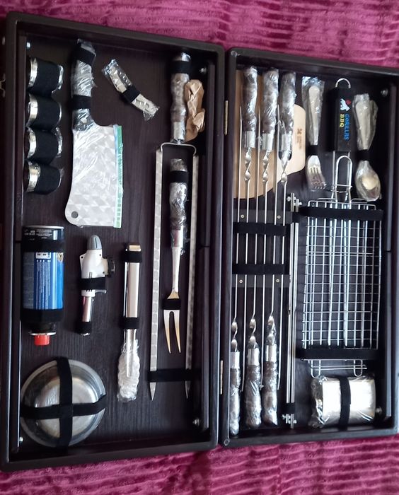 Набір шампурів + стол-кейс  подарунковий   Gorilla BBQ 32 предмета дл