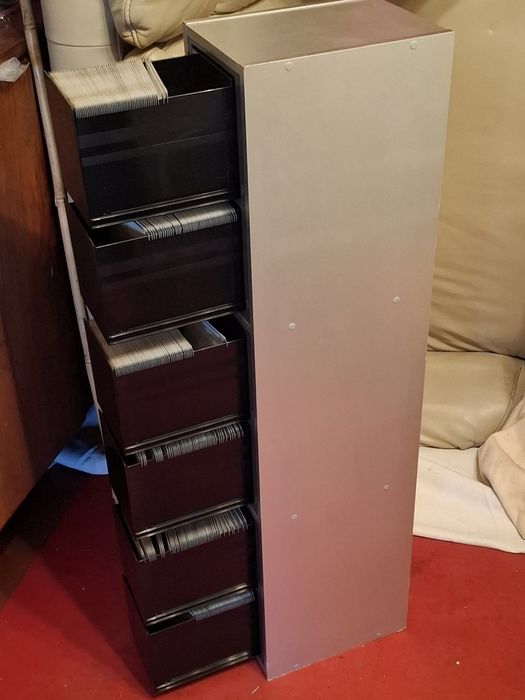 Sprzedam stojak na plyty