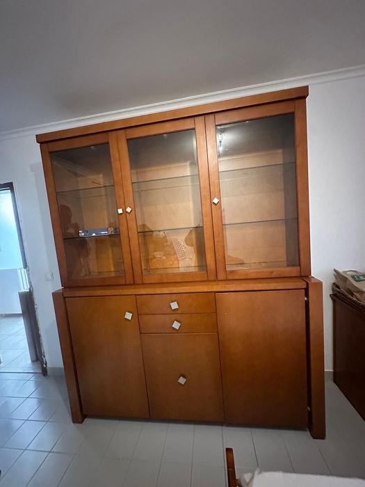 Aparador de sala cerejeira