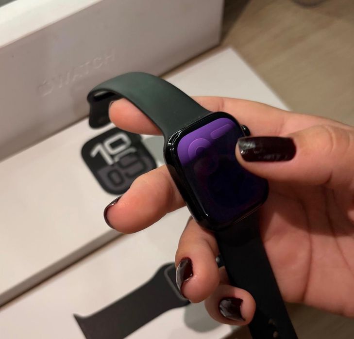Apple Watch Series 10 GPS + Cellular