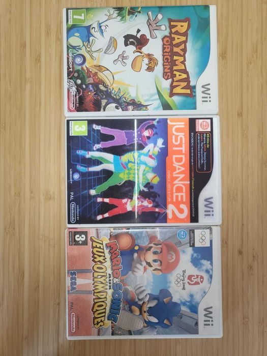wii vermelha de aniversario + 3 jogos
