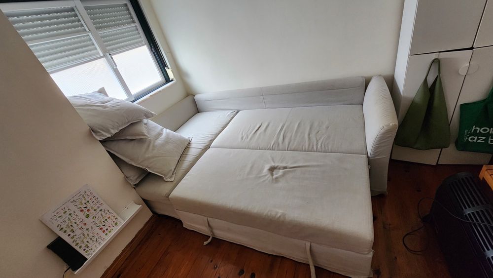 Sofa cama L shape - IKEA
