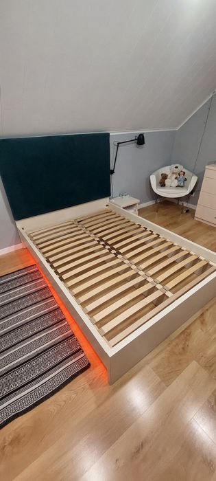 Łóżko 140x200 z led