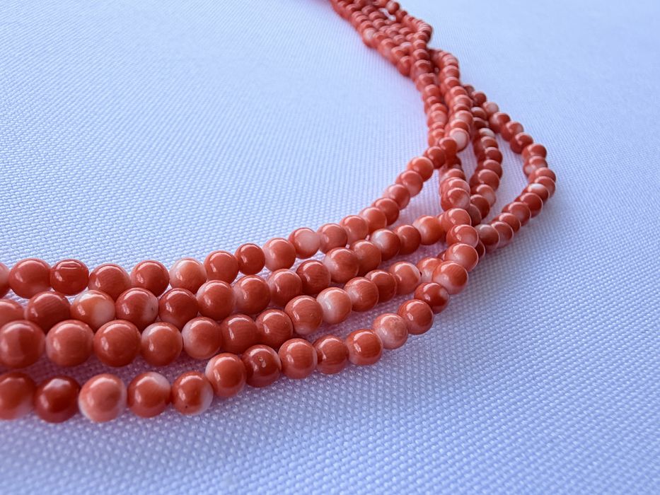 Намисто з натурального корала Momo, 5 рядів, застібка золото 14K
